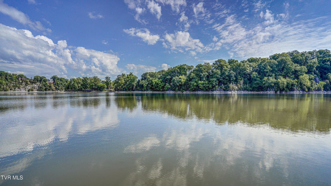 Photo #17: 212 Lake Meadow Drive