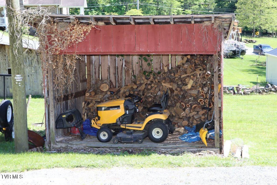 Photo #33: 21377 Tranbarger Road