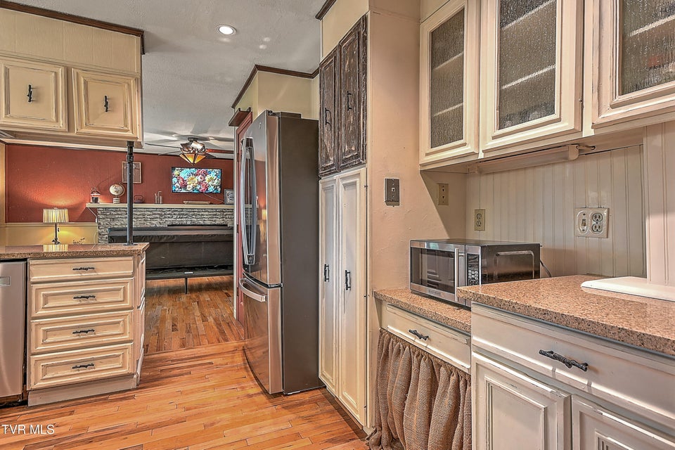 Photo #7: 15324 Monticello Drive