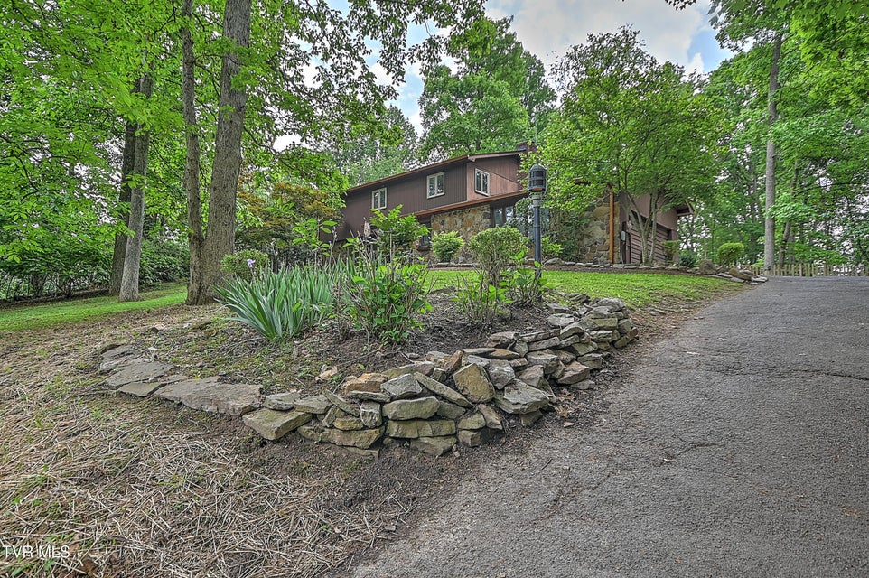 Photo #32: 15324 Monticello Drive
