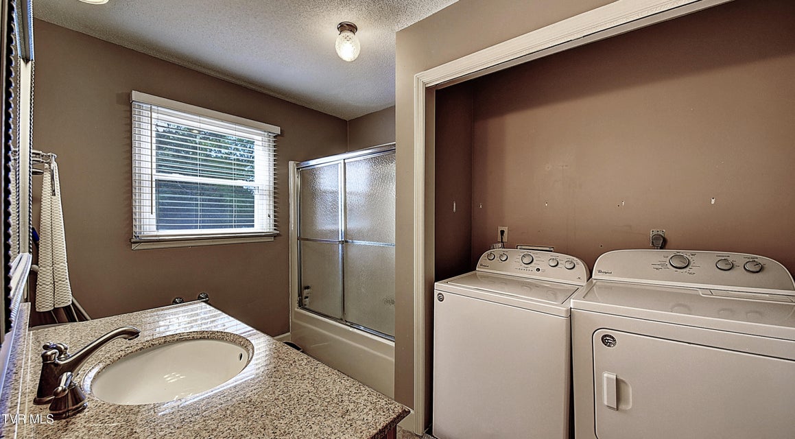 Photo #30: 2734 Oakland Avenue