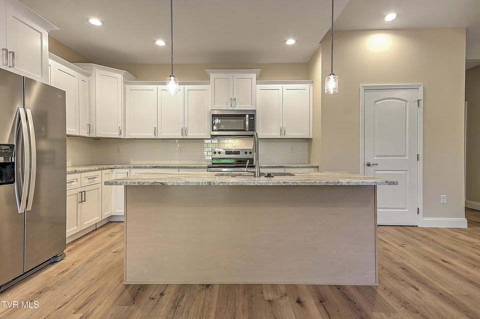 Photo #6: 116 Emerald Drive