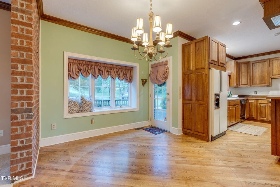 Photo #16: 1005 Huntington Court