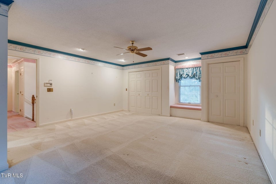 Photo #30: 1005 Huntington Court