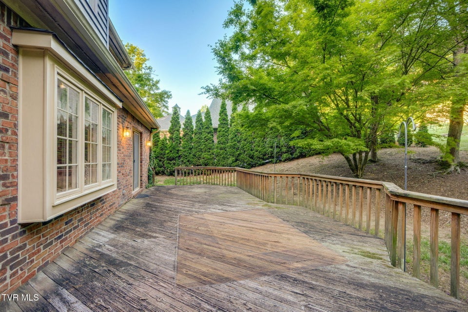Photo #42: 1005 Huntington Court