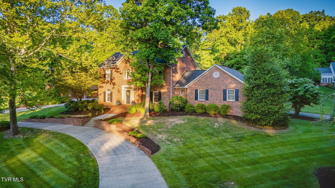 Photo #46: 1005 Huntington Court