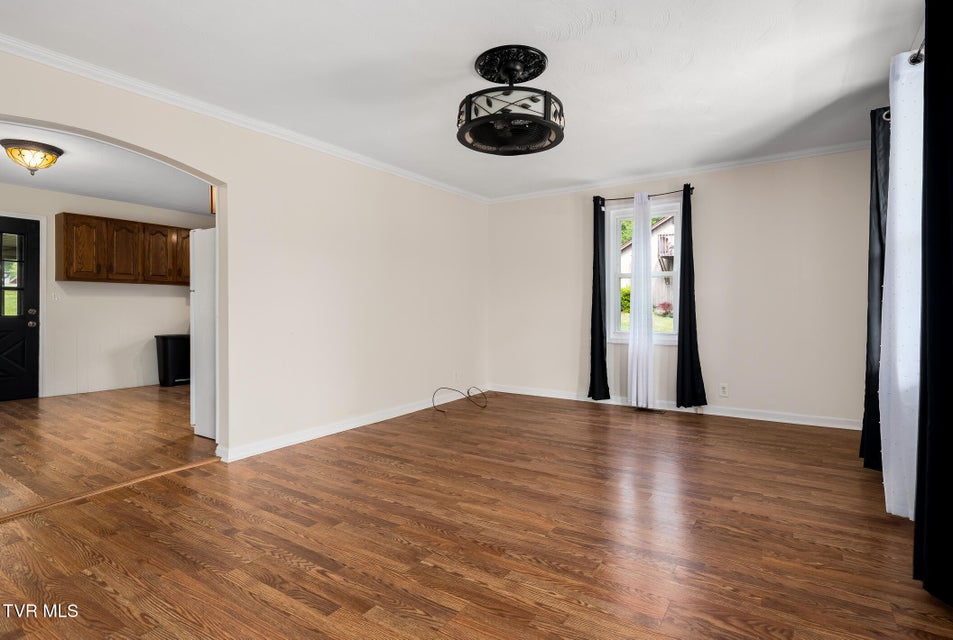 Photo #4: 1701 Highpoint Avenue