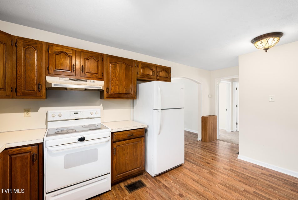 Photo #11: 1701 Highpoint Avenue