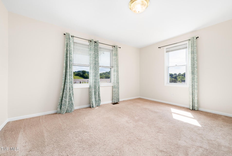 Photo #16: 1701 Highpoint Avenue