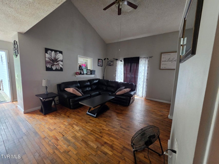 Photo #14: 323 Hamblen Street