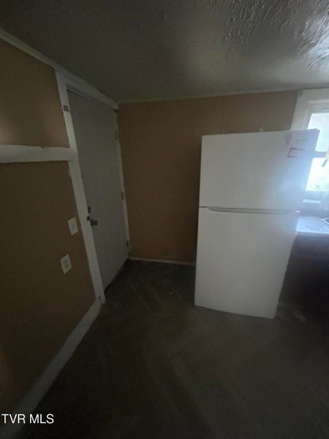 Photo #9: 125 Keystone Street
