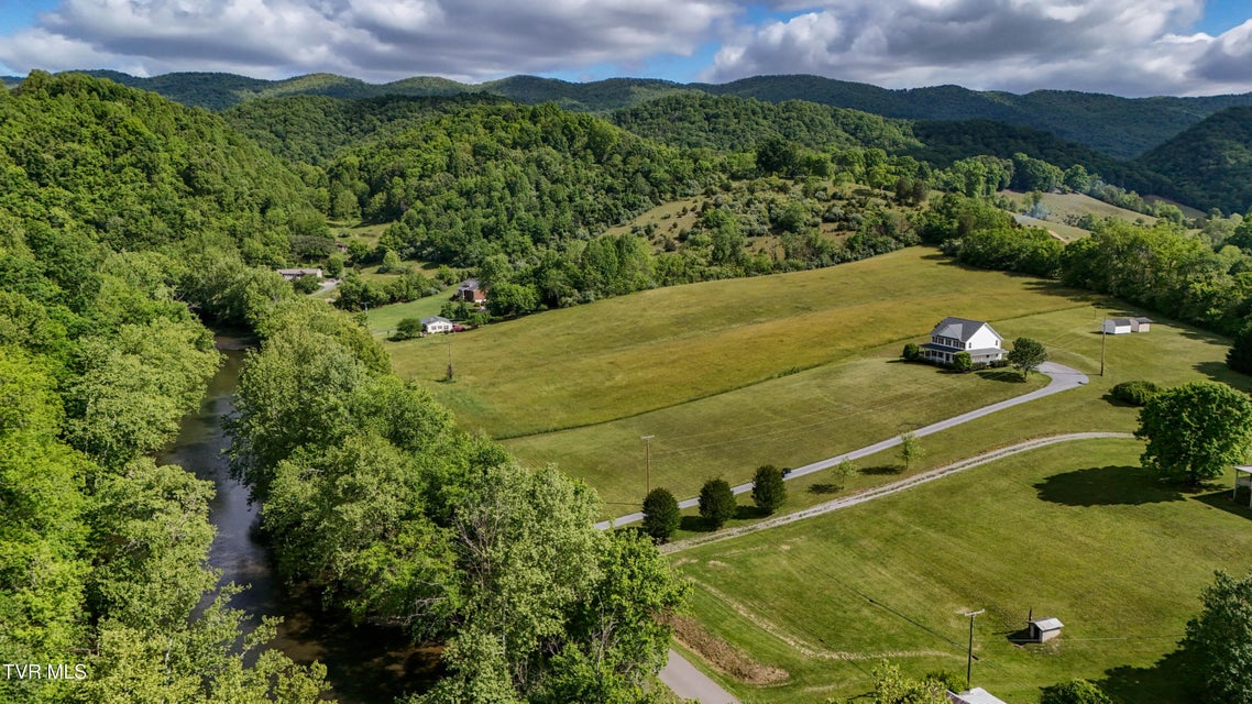 Photo #60: 3725 Lunsford Mill Road