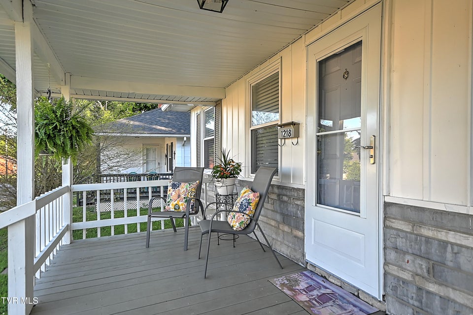 Photo #5: 1218 Sevier Avenue