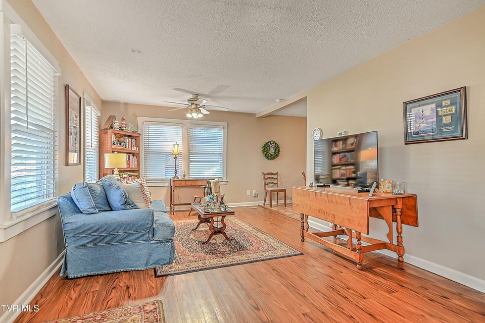 Photo #6: 1218 Sevier Avenue