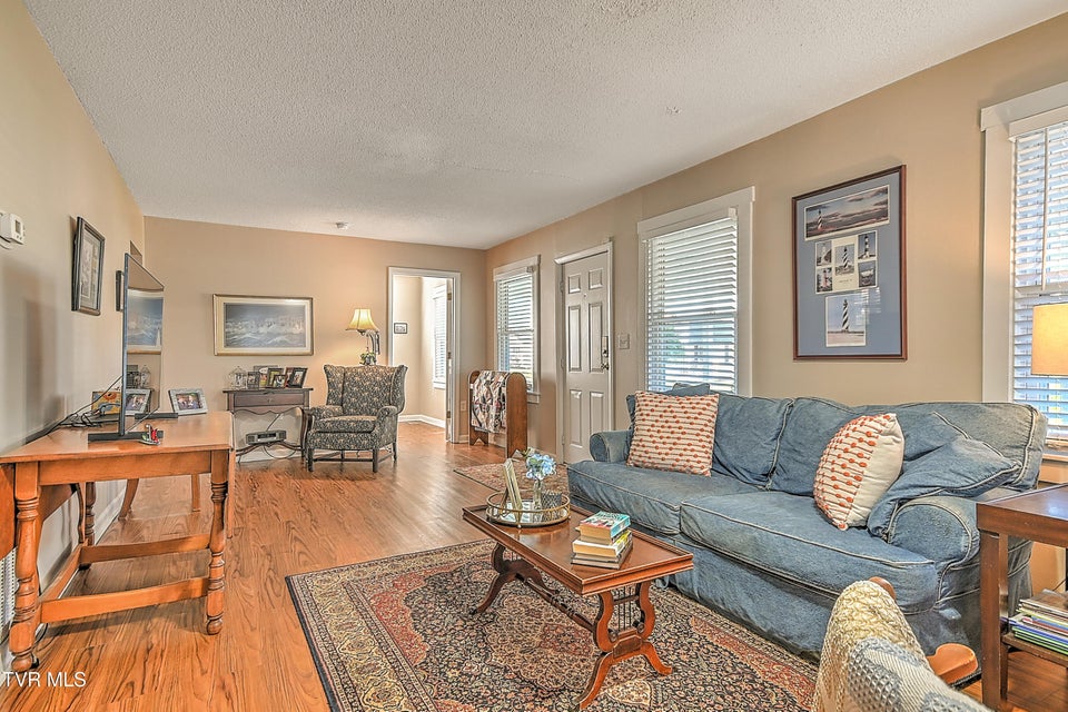 Photo #11: 1218 Sevier Avenue