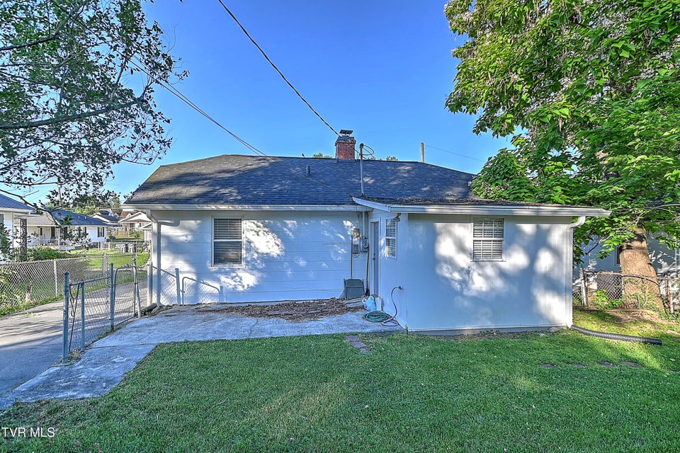 Photo #25: 1218 Sevier Avenue
