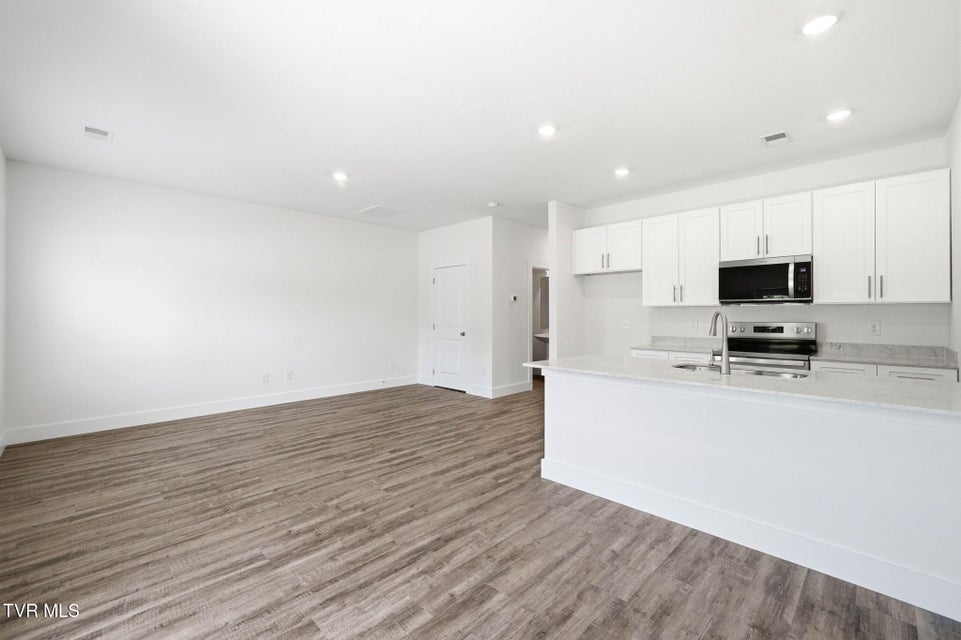 Photo #5: 1114 Wenna Way 