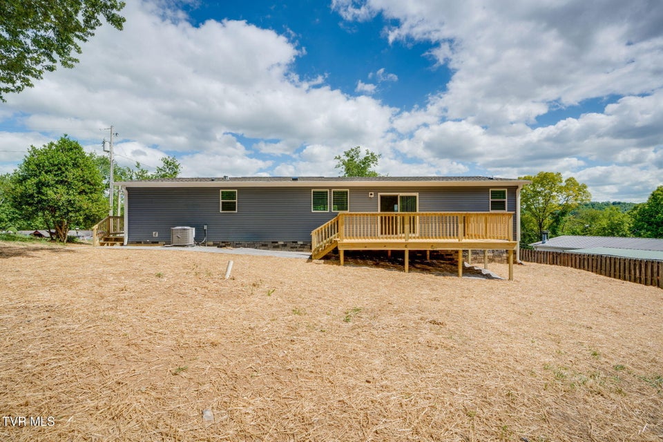 Photo #28: 115 Hillside Drive