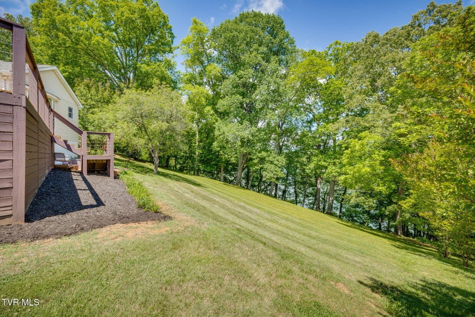 Photo #50: 3557 Crest Road