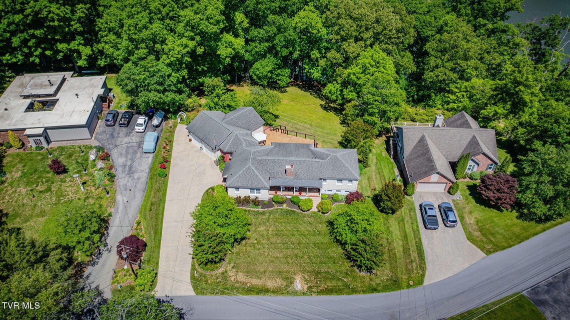 Photo #52: 3557 Crest Road