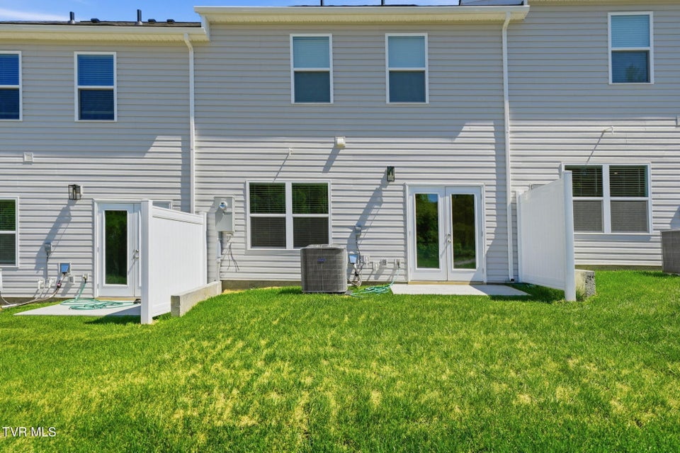 Photo #26: 1126 Wenna Way 