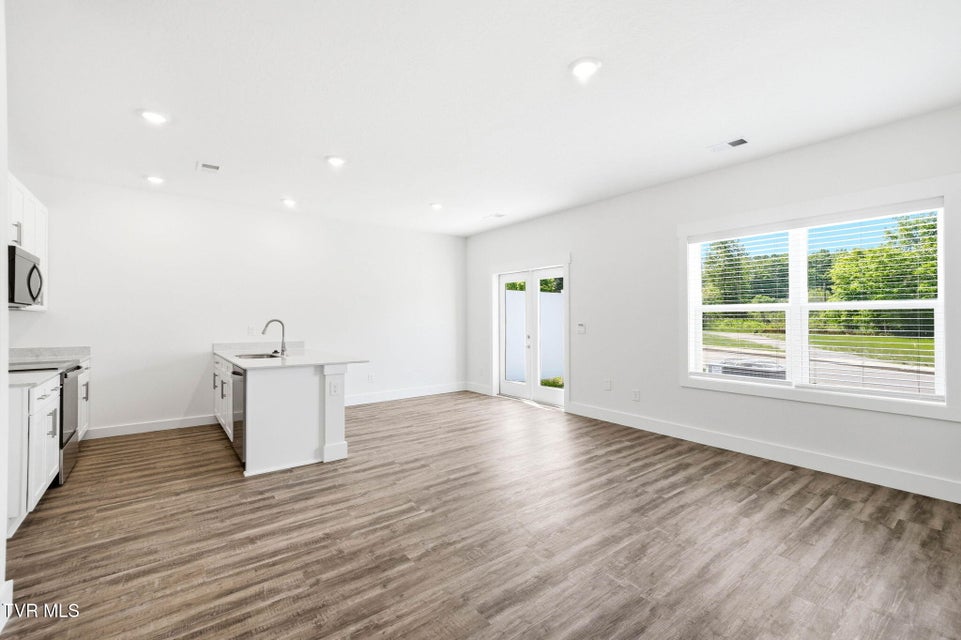 Photo #6: 1126 Wenna Way 