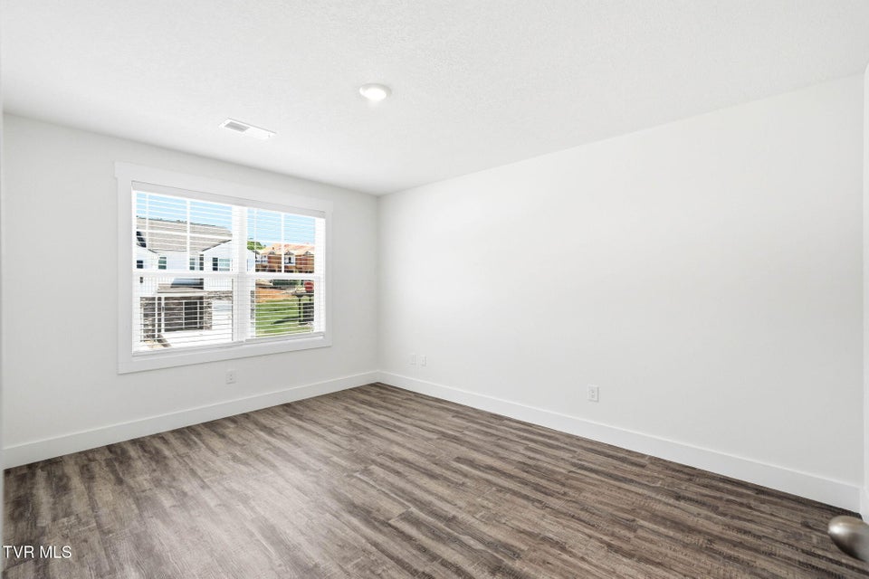 Photo #12: 1130 Wenna Way 