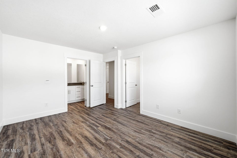 Photo #13: 1130 Wenna Way 