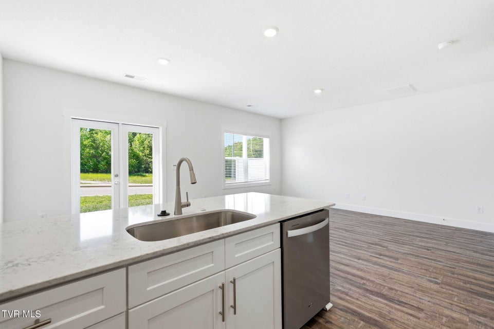 Photo #5: 1130 Wenna Way 