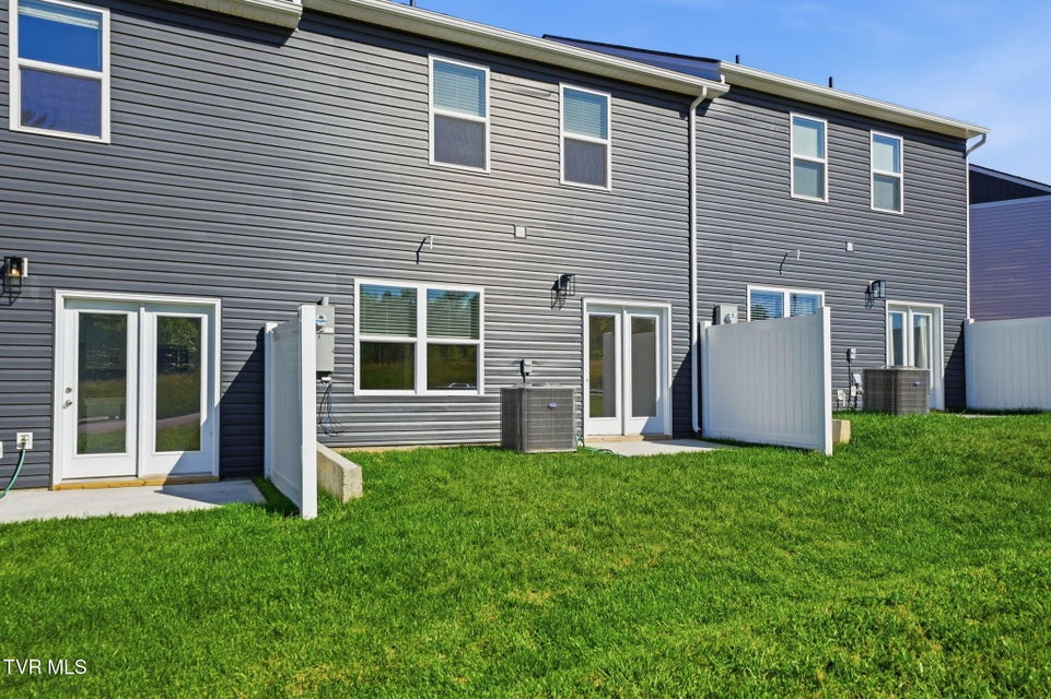 Photo #29: 1142 Wenna Way 