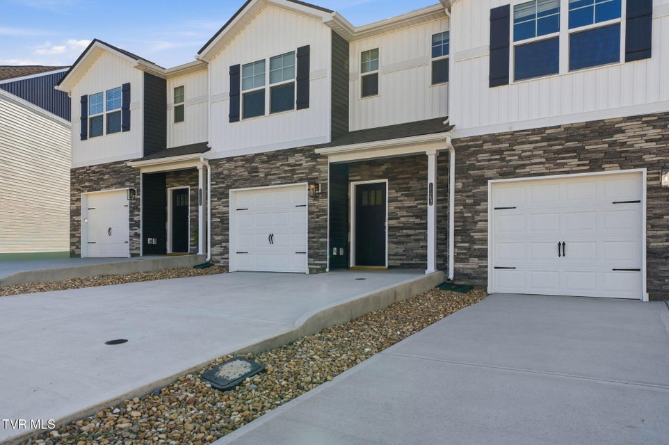 Photo #3: 1142 Wenna Way 