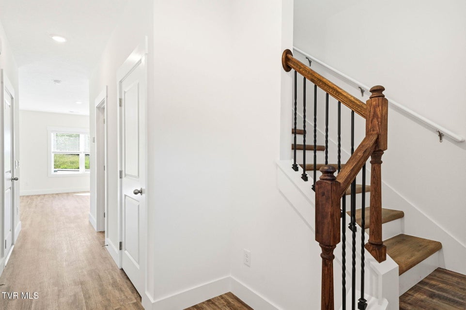 Photo #9: 1142 Wenna Way 