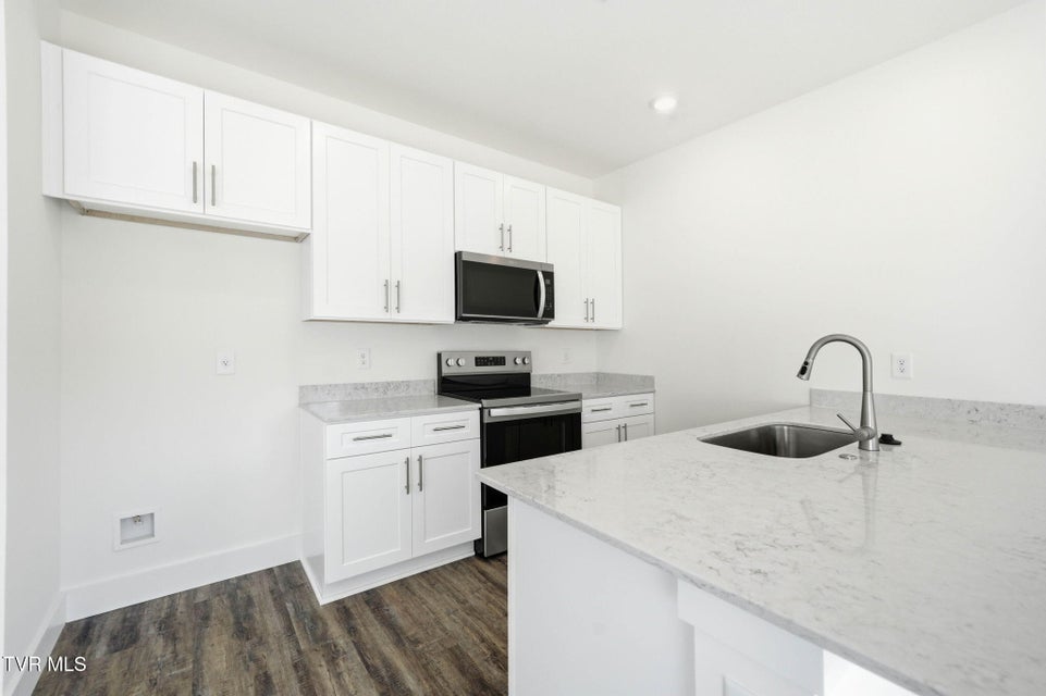 Photo #4: 1142 Wenna Way 