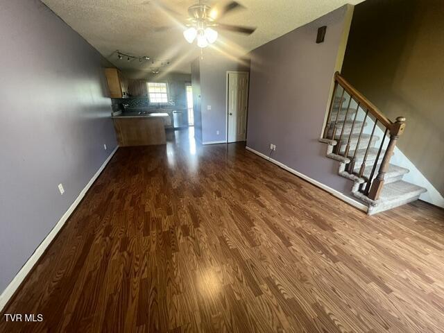 Photo #5: 219 Hunter Hills Circle