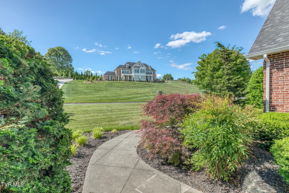 Photo #8: 151 Laurel Ridge Drive
