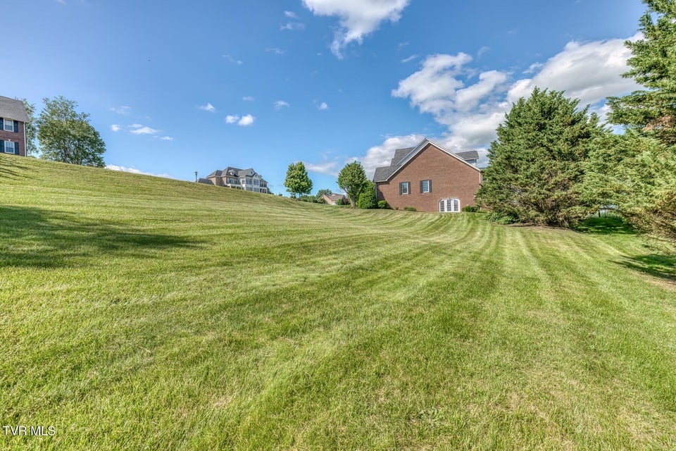 Photo #97: 151 Laurel Ridge Drive