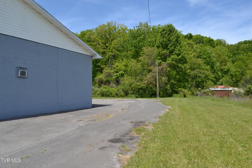 Photo #5: 118 Washington Road