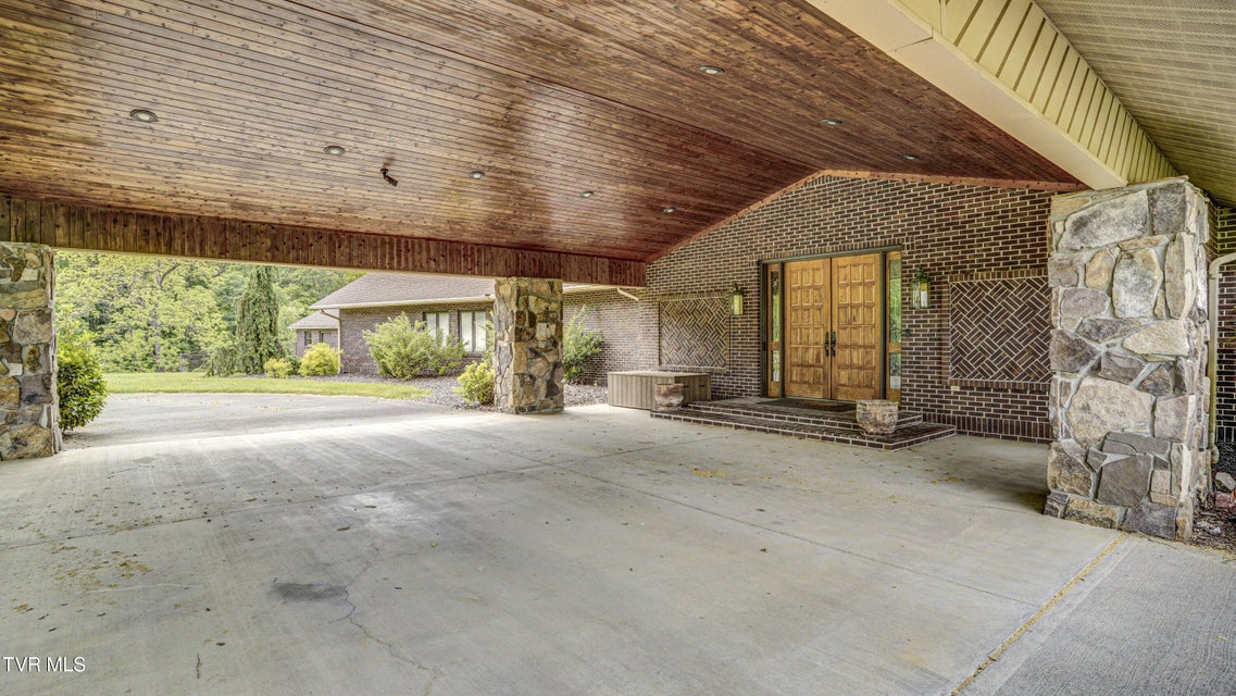 Photo #12: 373 Dalewood Road