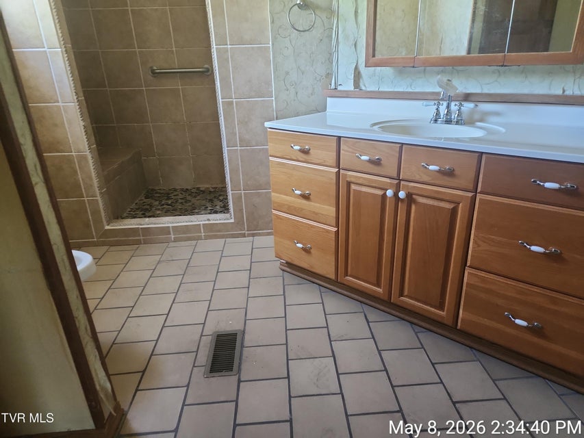 Photo #17: 7523 Dc Caney Ridge Road