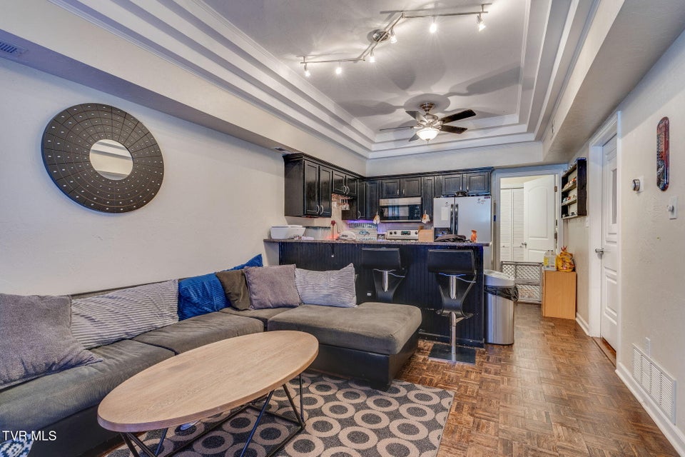 Photo #16: 308 Sullivan Street
