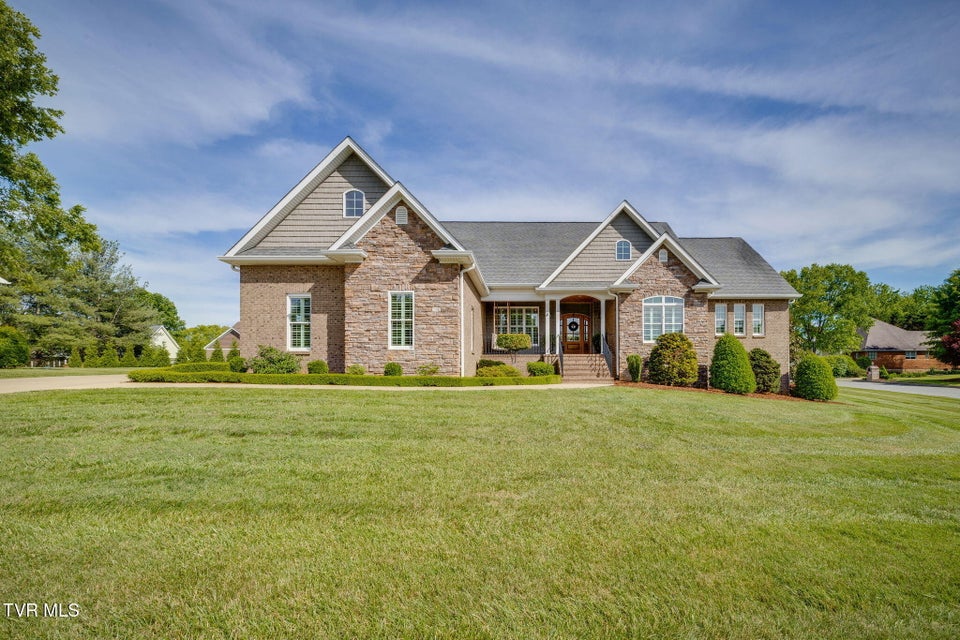 Photo #2: 117 Wedgewood Circle