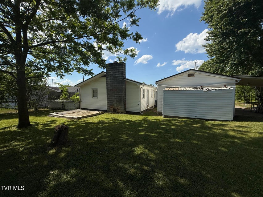 Photo #10: 708 D Street