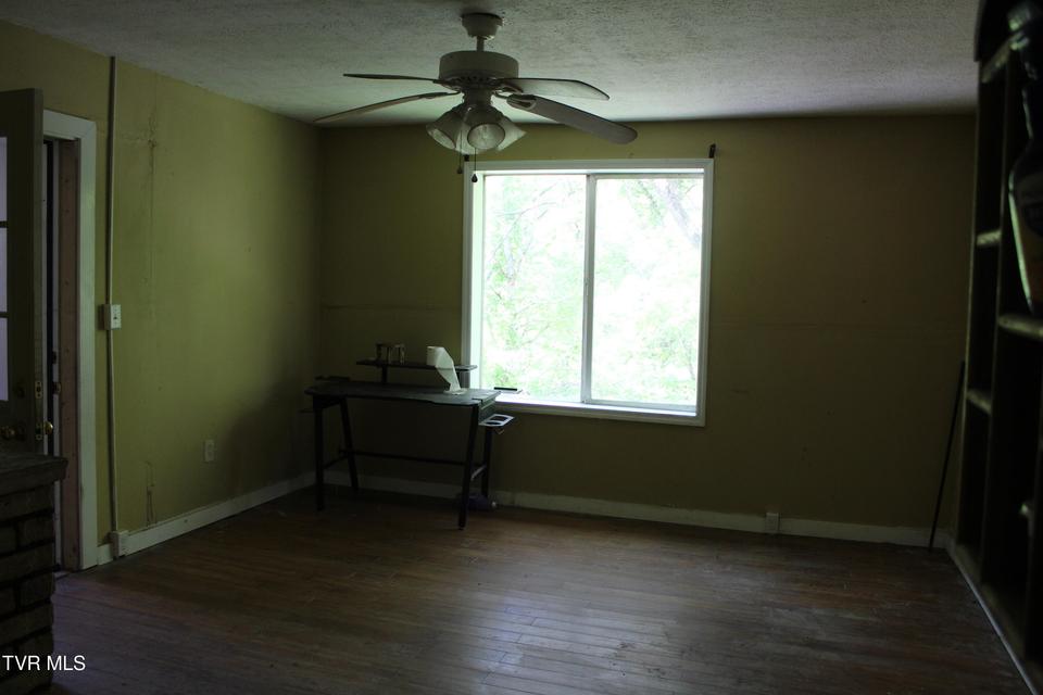 Photo #31: 1438 Ely Town Road