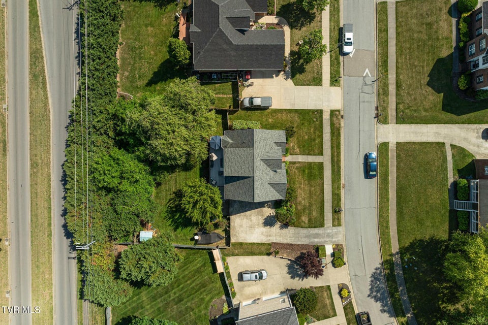 Photo #7: 204 Lee Carter Drive