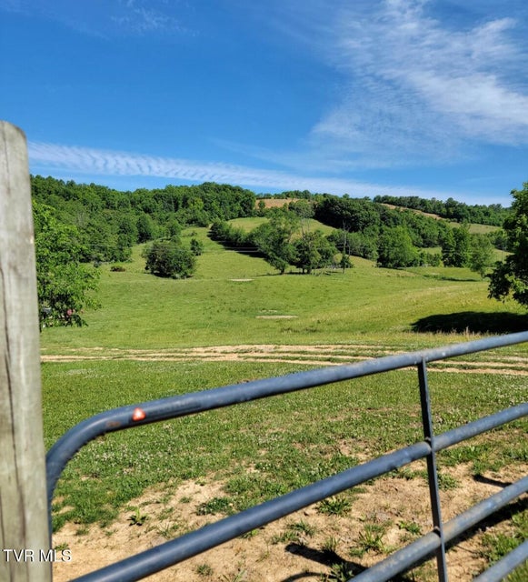 Photo #3: 612 Grassy Valley Road