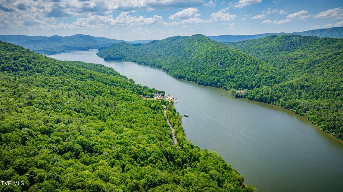 Photo #44: 497 Lakeview Drive