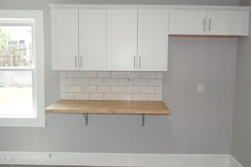 Photo #9: 460 Park Street