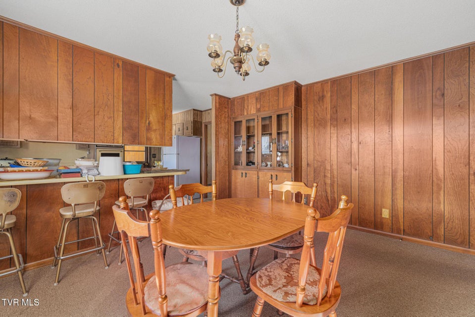 Photo #8: 320 Mountain View Street
