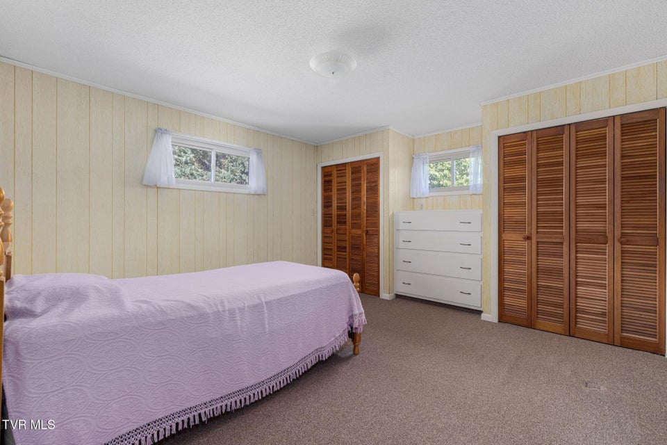 Photo #19: 320 Mountain View Street