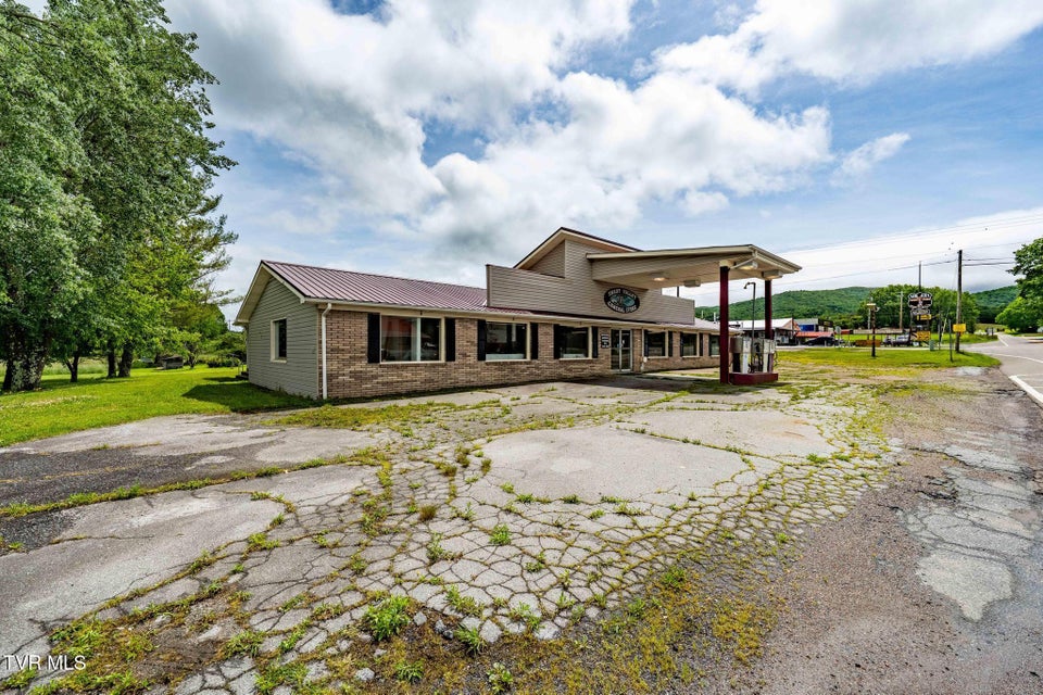 Photo #2: 9854 Highway 421 N 